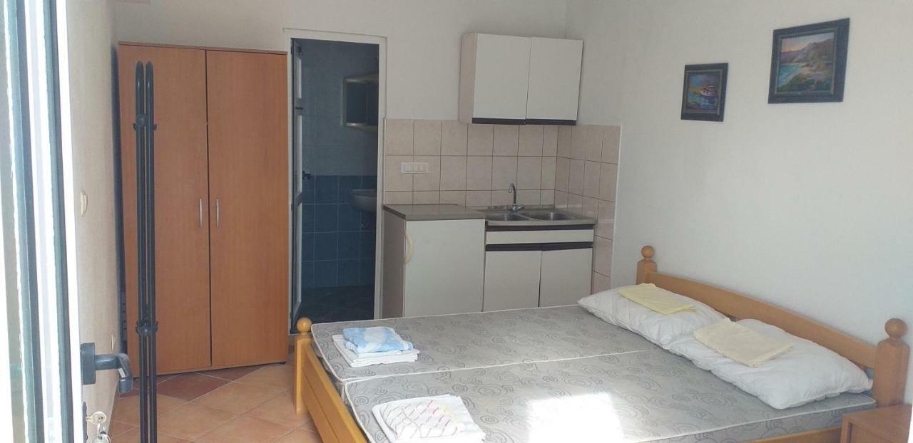 Studio Apartmani Šehić Krvavica Esterno foto